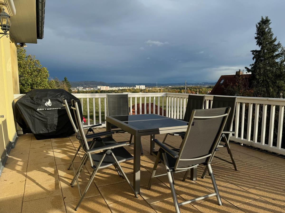 Traumtor Lodge: Saxon-Bohemian Retreat with Sauna, Whirlpool & Panoramic Views Dresden Exterior photo